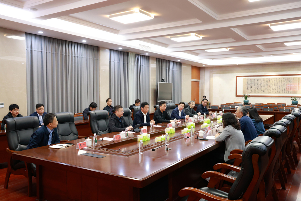 2ee368bbca8f48158aa7f732553cc501.jpg 2ee368bbca8f48158aa7f732553cc501.jpg