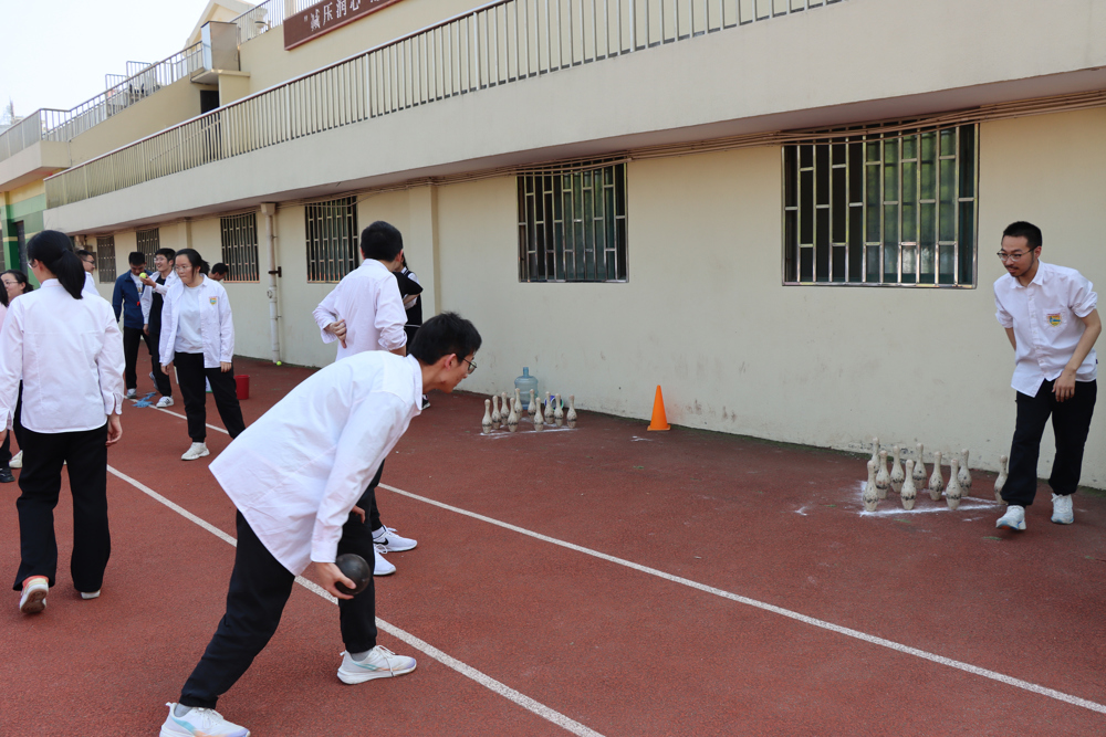 8607f370af8f42528459ef7722e56a18.jpg 8607f370af8f42528459ef7722e56a18.jpg