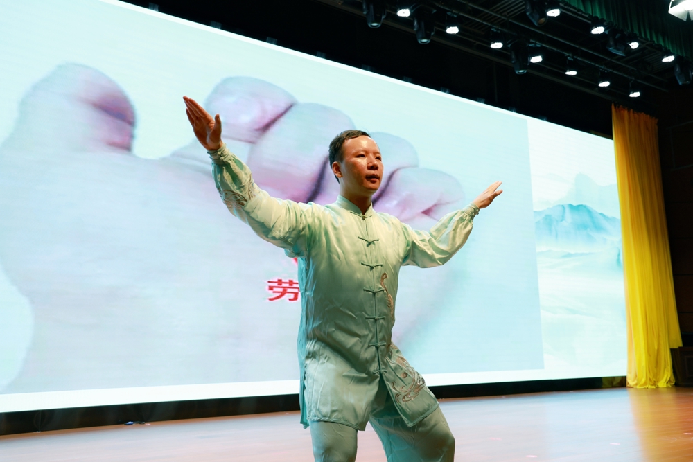 22c8bb64ef7f47a08e827180d430aff6.jpg 22c8bb64ef7f47a08e827180d430aff6.jpg