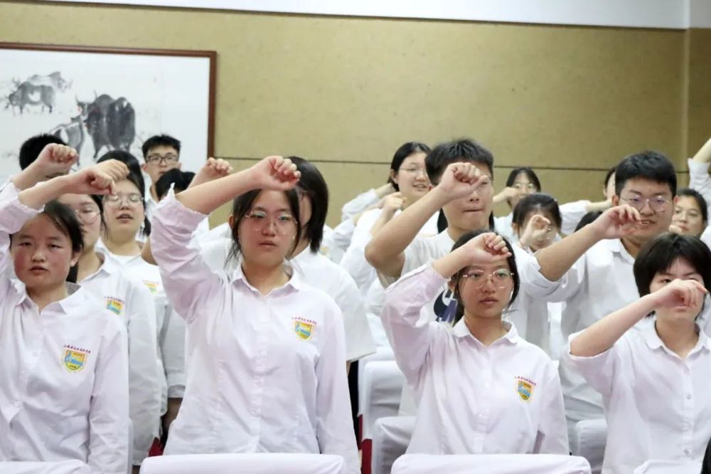 bbcdd247d2c945e6b15d5f4167cc5371.jpg bbcdd247d2c945e6b15d5f4167cc5371.jpg