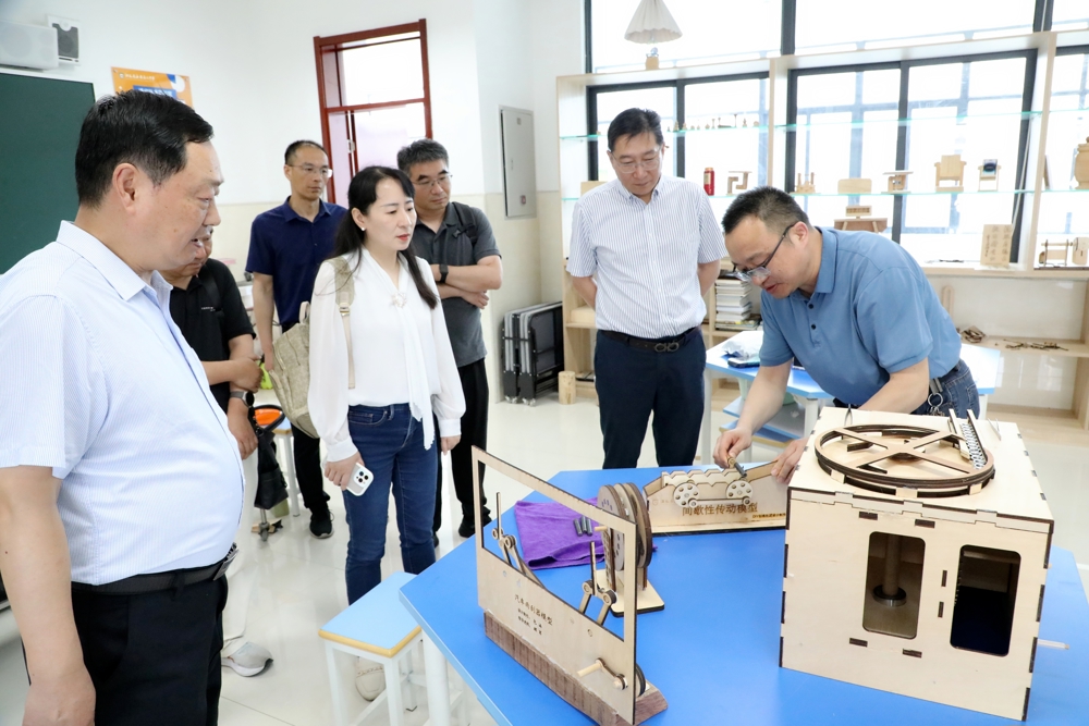 0c03e9879bf44b32a4bd29072b23aef0.jpg 0c03e9879bf44b32a4bd29072b23aef0.jpg