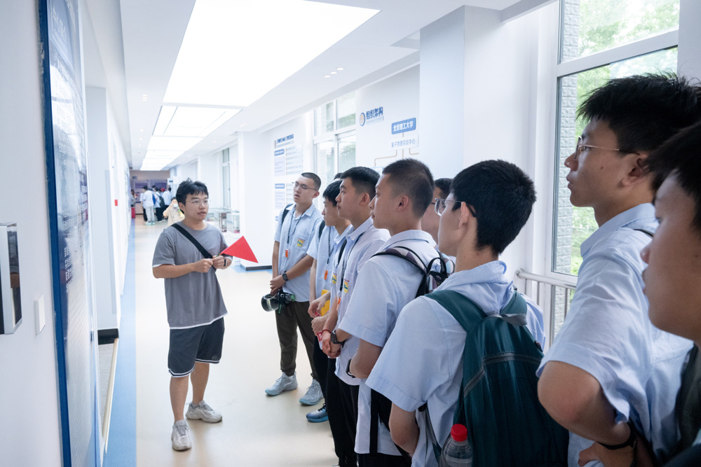 ce4dd62069674bc4a64b213c5a715919.jpg ce4dd62069674bc4a64b213c5a715919.jpg