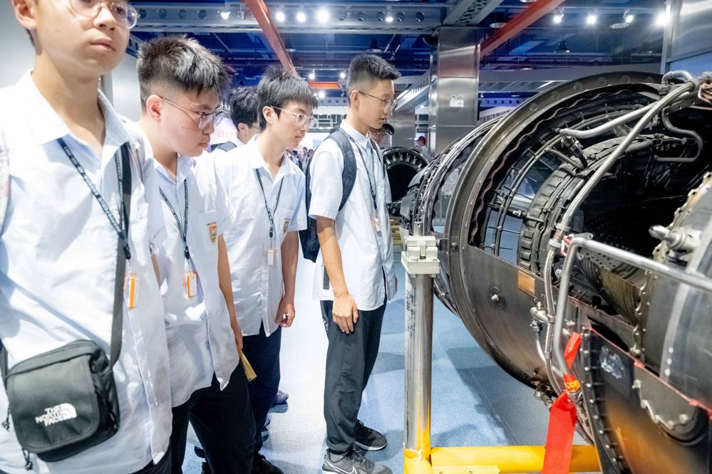 9555b855ff614718b07d1fc5dd52b228.jpg 9555b855ff614718b07d1fc5dd52b228.jpg