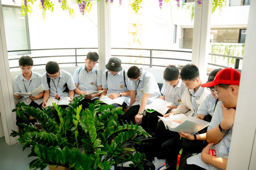 bd130d9eb40e49e7a716a7259c7f7def.jpg bd130d9eb40e49e7a716a7259c7f7def.jpg