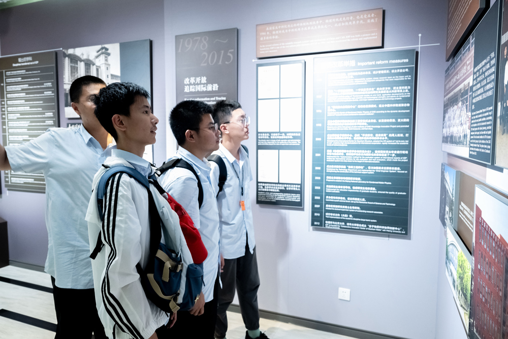 b60fe01595f445ed96f7e59419b53be6.jpg b60fe01595f445ed96f7e59419b53be6.jpg