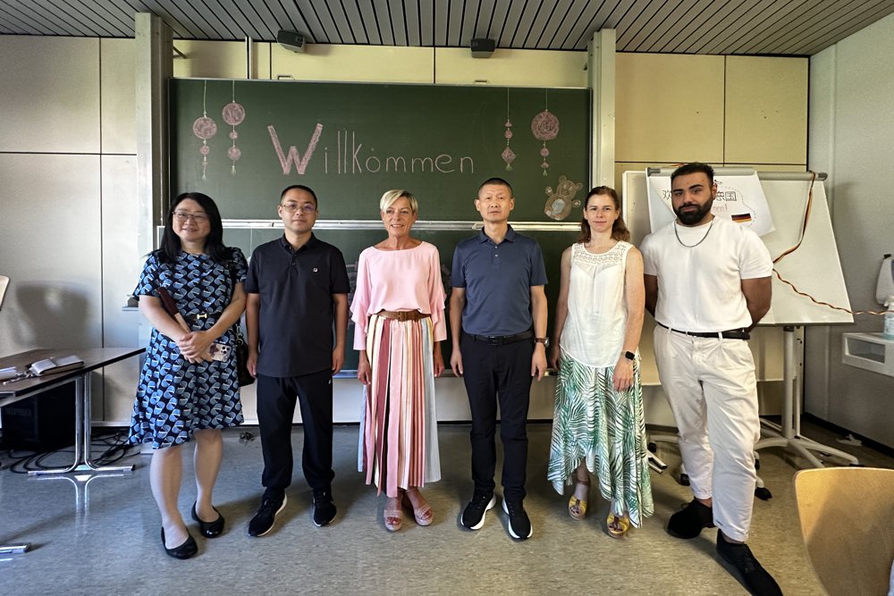 563f55bf4c0a46aa835fb0f36345bcf9.jpg 563f55bf4c0a46aa835fb0f36345bcf9.jpg