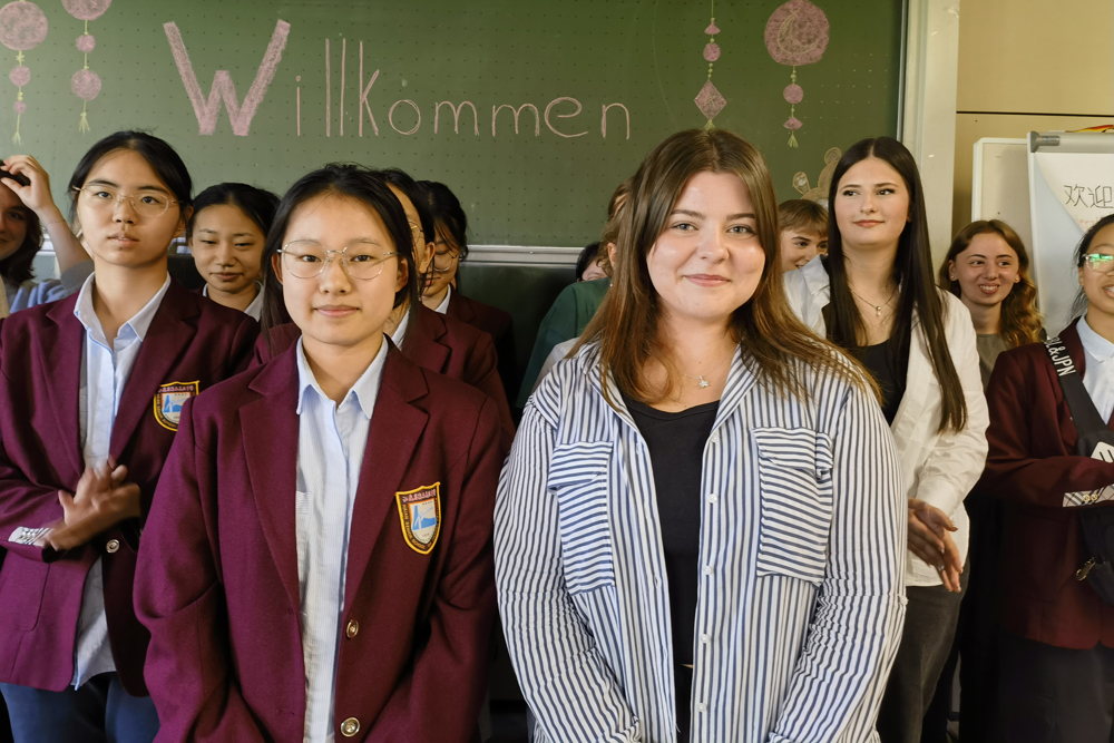 a4560588323a44f5b74090427c8760b3.jpg a4560588323a44f5b74090427c8760b3.jpg