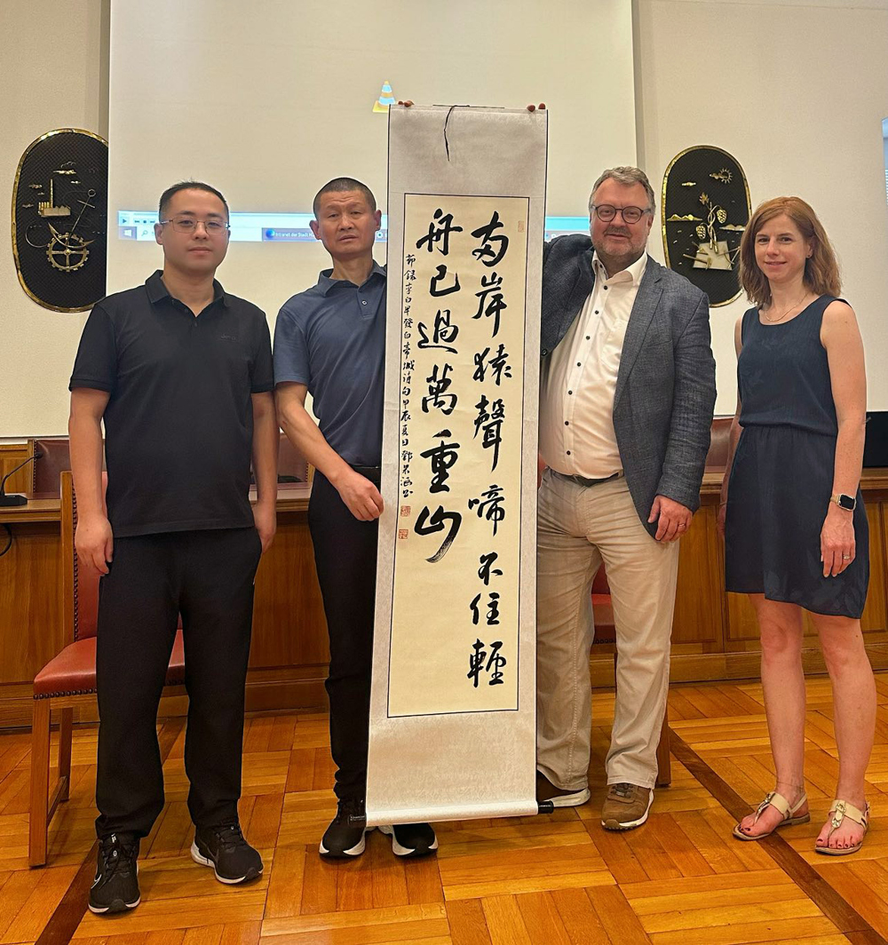 e8486af5d7374e43bf93553c4a32a312.jpg e8486af5d7374e43bf93553c4a32a312.jpg