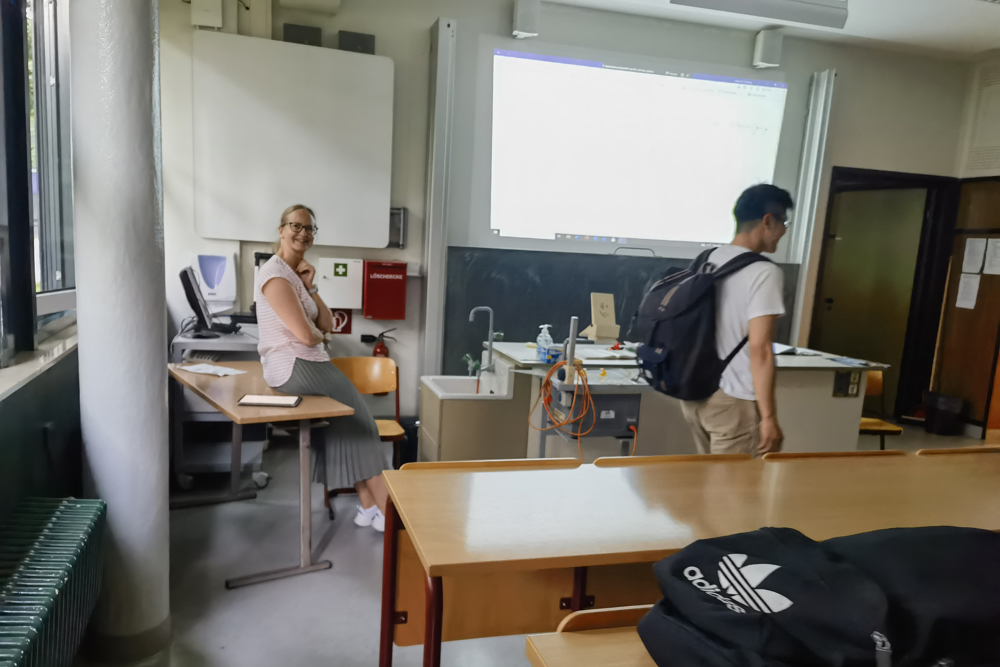 e8dcfef5f4734bd49a3e847b342dff94.jpg e8dcfef5f4734bd49a3e847b342dff94.jpg