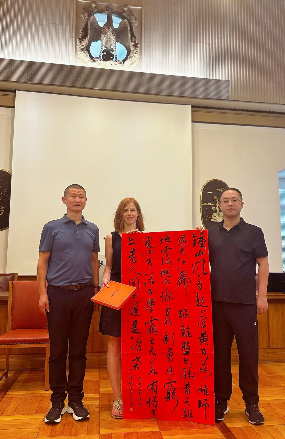 f7091eeb787c45f79b80b9797288d0cd.jpg f7091eeb787c45f79b80b9797288d0cd.jpg