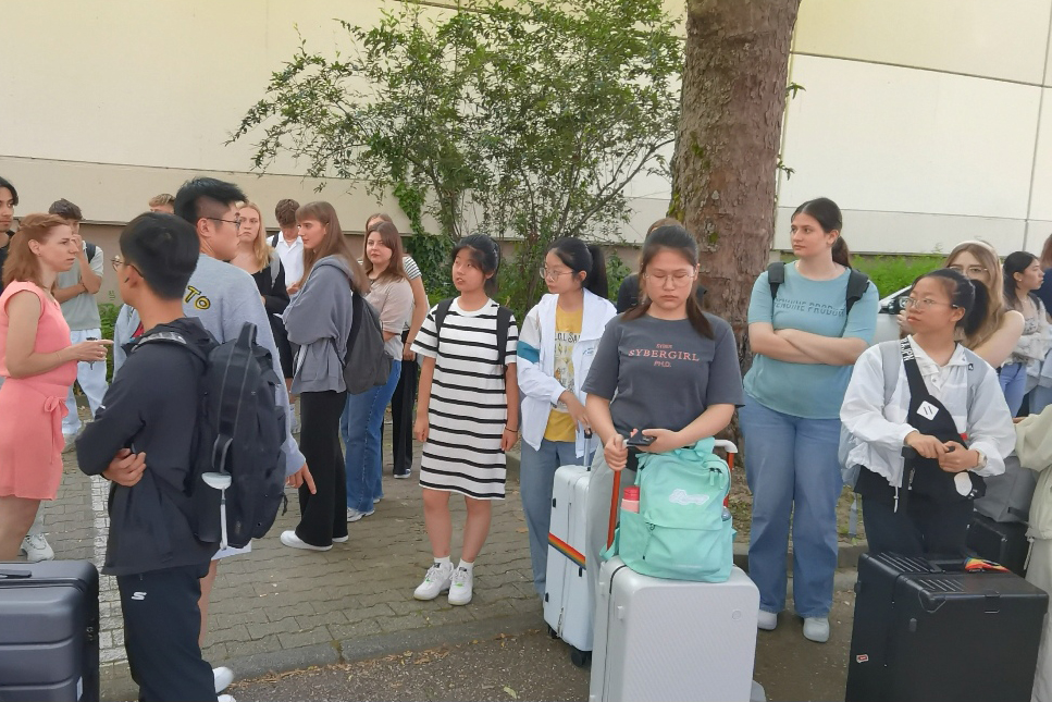 0950391bbe9348c6ac5e95ddada8aeb1.jpg 0950391bbe9348c6ac5e95ddada8aeb1.jpg