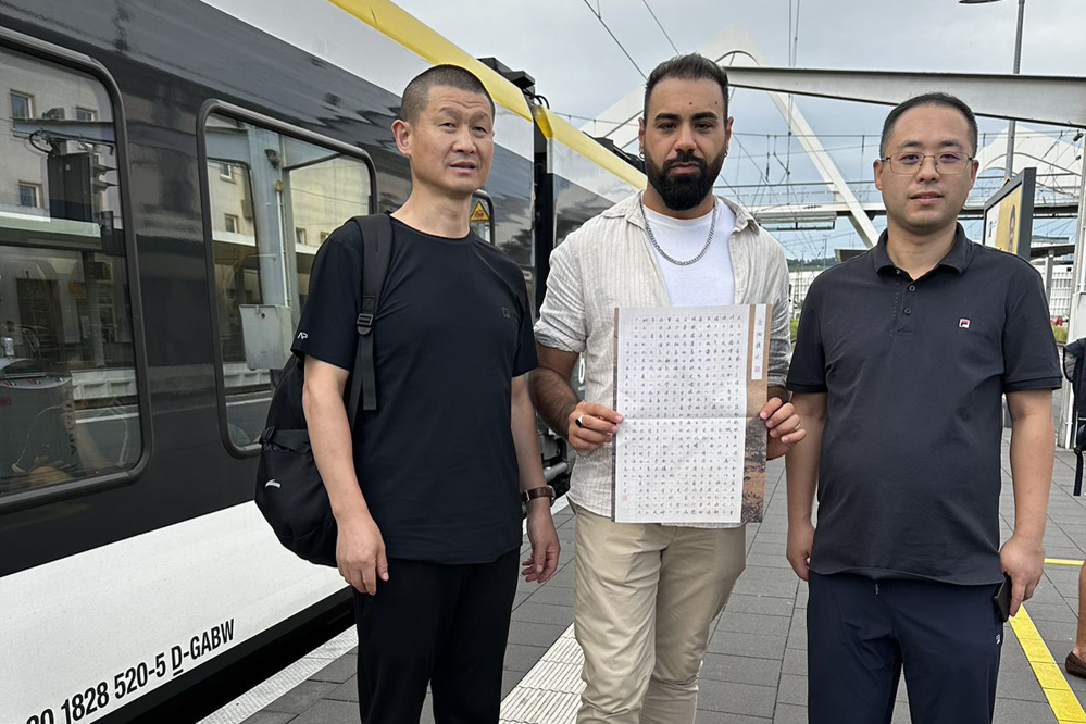 89a4023c0cf74c12999604b759682ef1.jpg 89a4023c0cf74c12999604b759682ef1.jpg