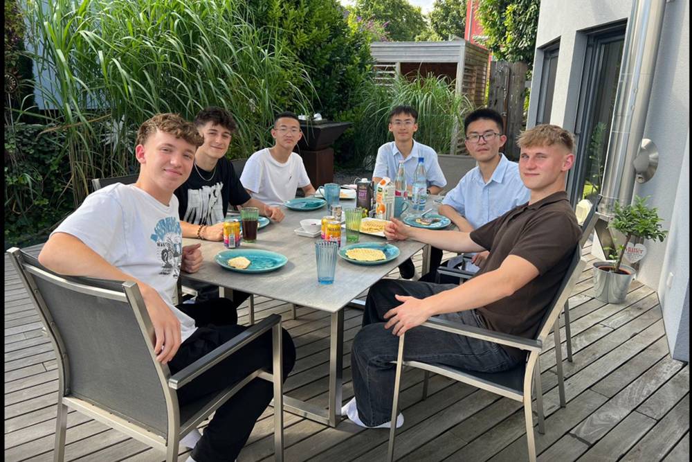 a049892beeb749bb829df3bb7786410b.jpg a049892beeb749bb829df3bb7786410b.jpg