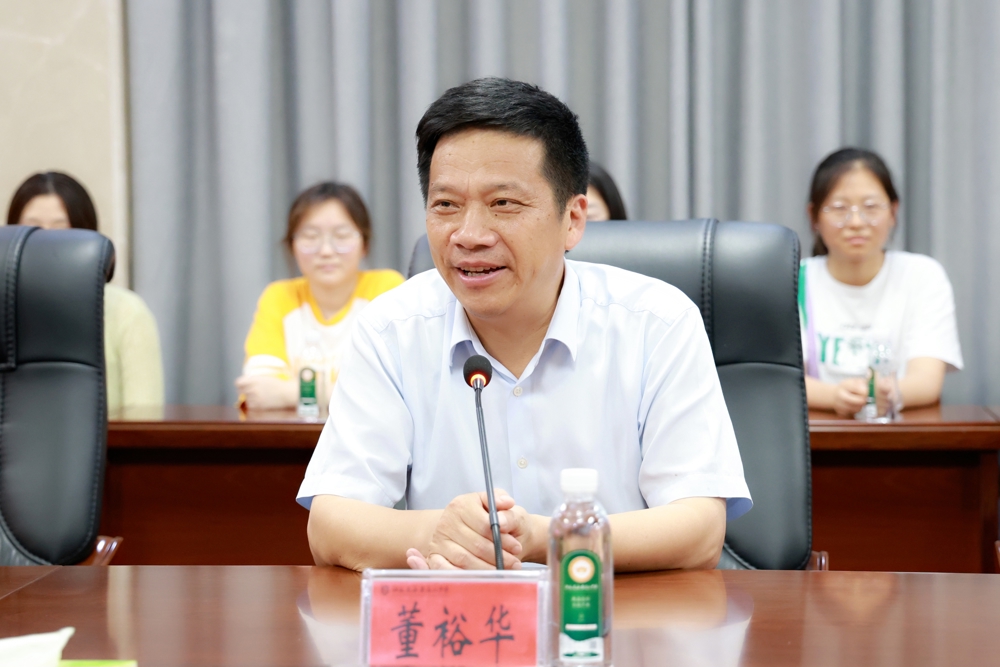 bb4c8d1108934a8b9644d256b3bd3fcc.jpg bb4c8d1108934a8b9644d256b3bd3fcc.jpg