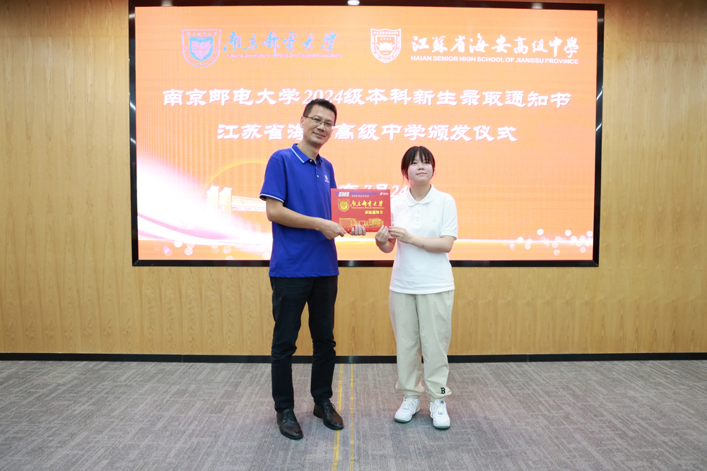 374d1e22b5bb4689bd7e4580fba0e424.jpg 374d1e22b5bb4689bd7e4580fba0e424.jpg