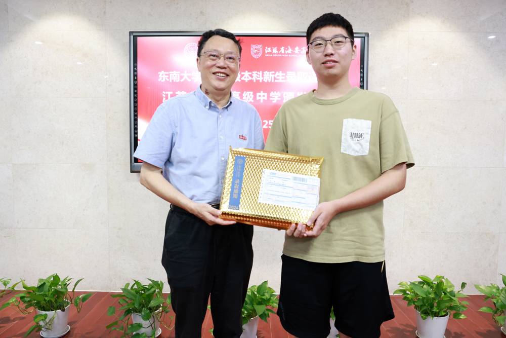 a7d66a62d0f741438b8850afb3b348b2.jpg a7d66a62d0f741438b8850afb3b348b2.jpg