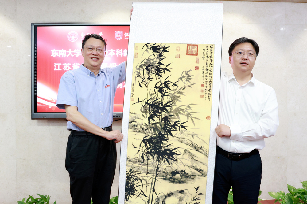 b0bb36e3873e4a148be128889c019cff.jpg b0bb36e3873e4a148be128889c019cff.jpg