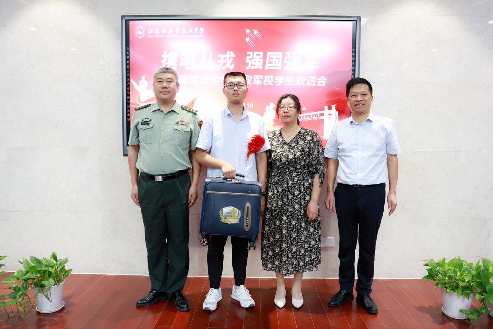 bd0d24e27a3a42999e727418bbd38899.jpg bd0d24e27a3a42999e727418bbd38899.jpg