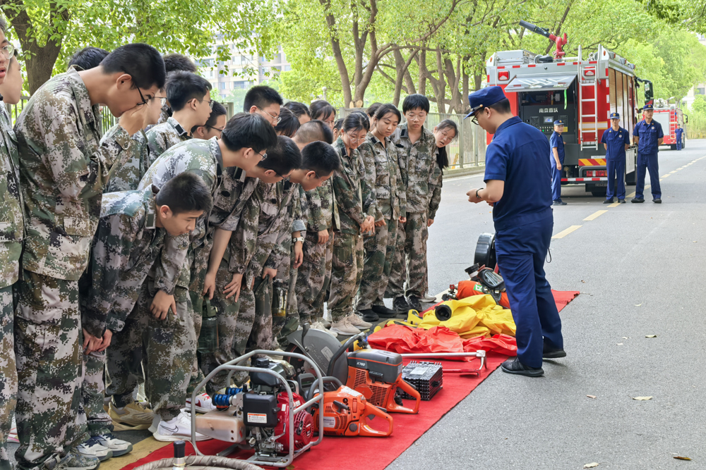 7eb119e983da4753b90486eadb272a05.jpg 7eb119e983da4753b90486eadb272a05.jpg