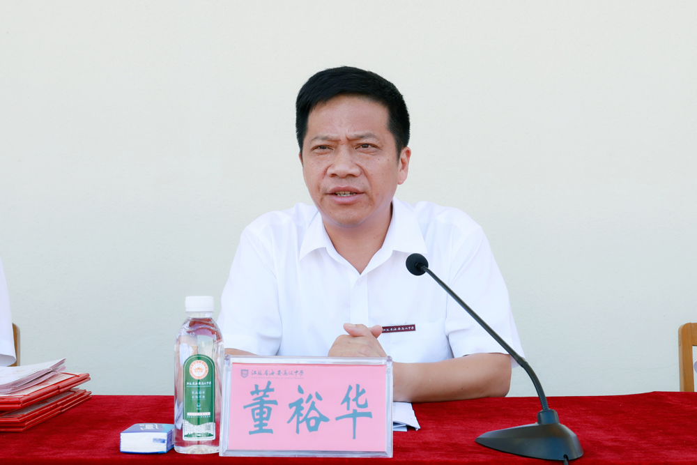 1b8b5c10f50c42dea60b563e847bb87f.jpg 1b8b5c10f50c42dea60b563e847bb87f.jpg