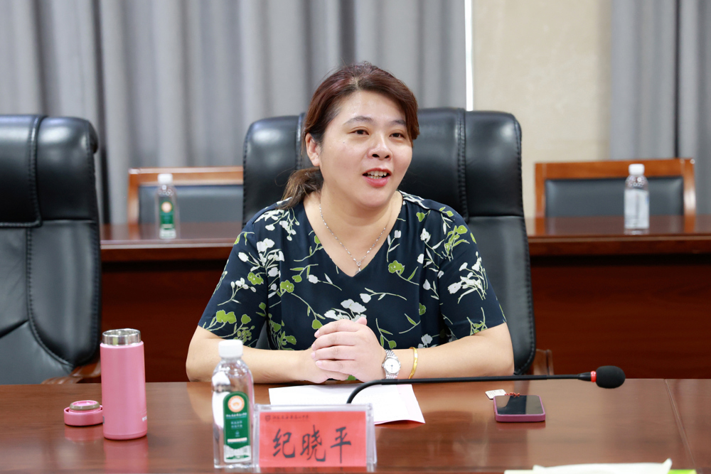 ff5d6f3bfb3f474b8ba7cde1b862e814.jpg ff5d6f3bfb3f474b8ba7cde1b862e814.jpg