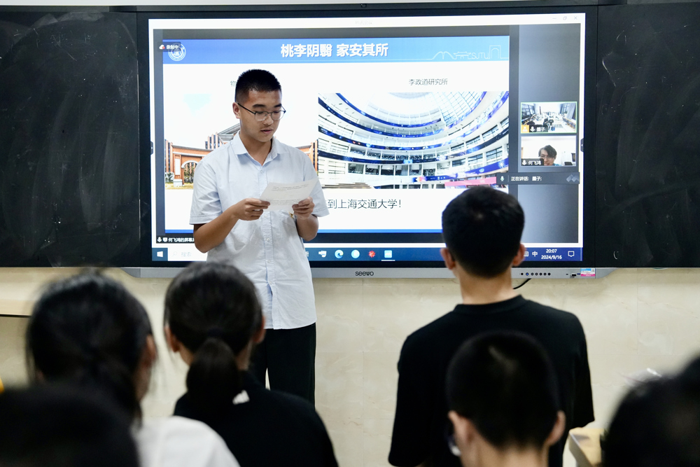 b50999c4e8bc40dfa93eeb431f3b54a0.jpg b50999c4e8bc40dfa93eeb431f3b54a0.jpg