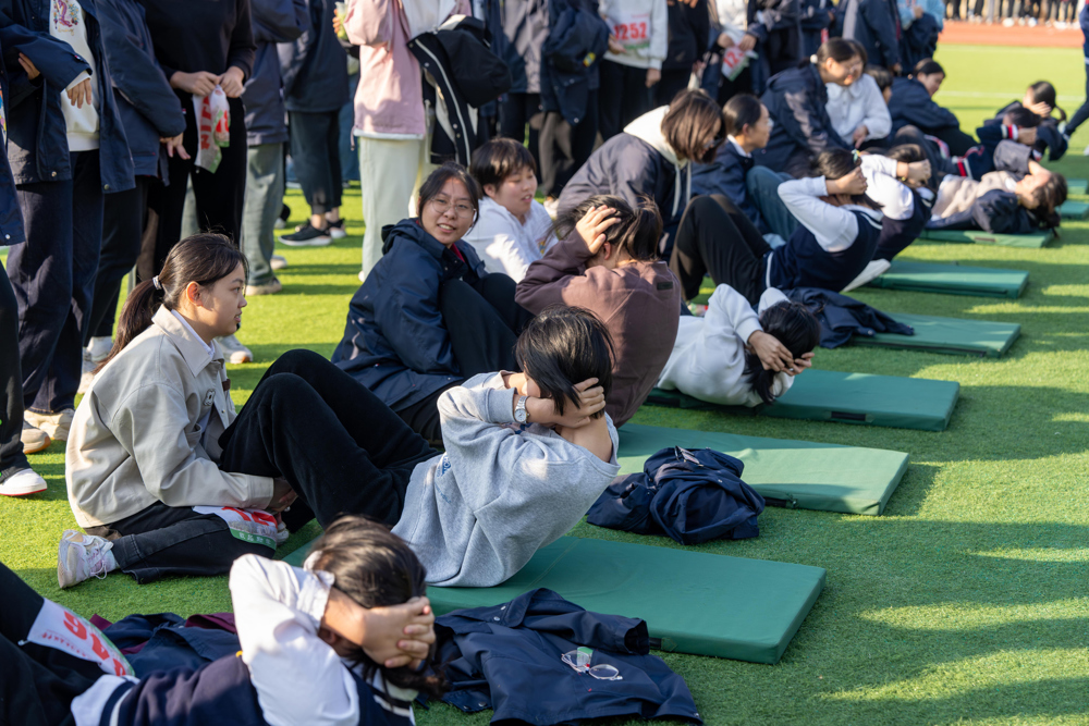 8c0cce9cd95147c785cde9a96bd79ed3.jpg 8c0cce9cd95147c785cde9a96bd79ed3.jpg