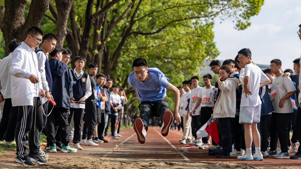 9501f61f5aa641509e17139b2cc31eb1.jpg 9501f61f5aa641509e17139b2cc31eb1.jpg