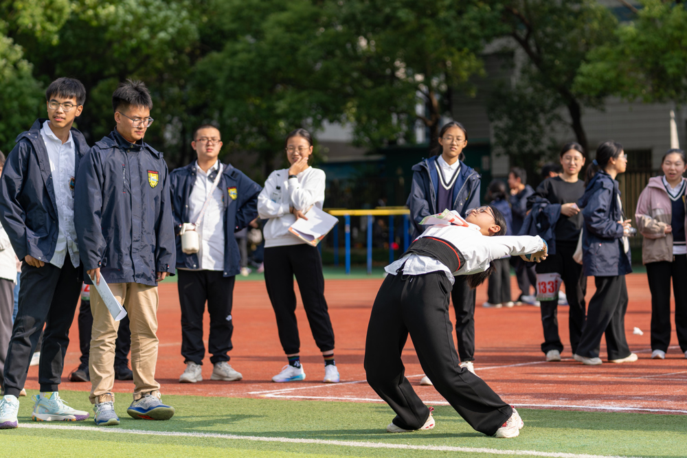 f77a12b8702a43a481a7464edfcb5072.jpg f77a12b8702a43a481a7464edfcb5072.jpg