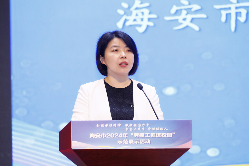 3cd11f9529e841d685824417ab689efd.jpg 3cd11f9529e841d685824417ab689efd.jpg