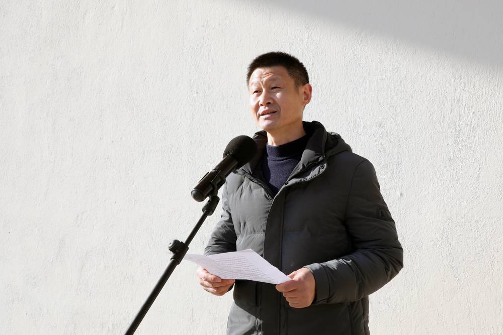 ada054b607e740beaa29c3f70d5d7d30.jpg ada054b607e740beaa29c3f70d5d7d30.jpg