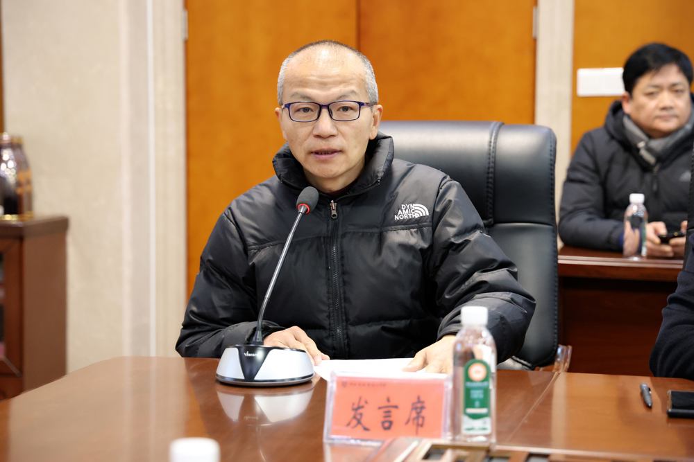 043079203030427b96f36c26d4010f57.jpg 043079203030427b96f36c26d4010f57.jpg