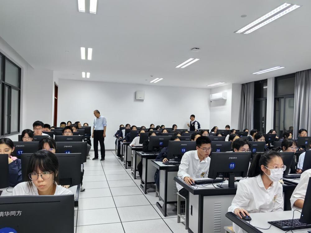 我校顺利开展2024-2025学年心理健康普测工作