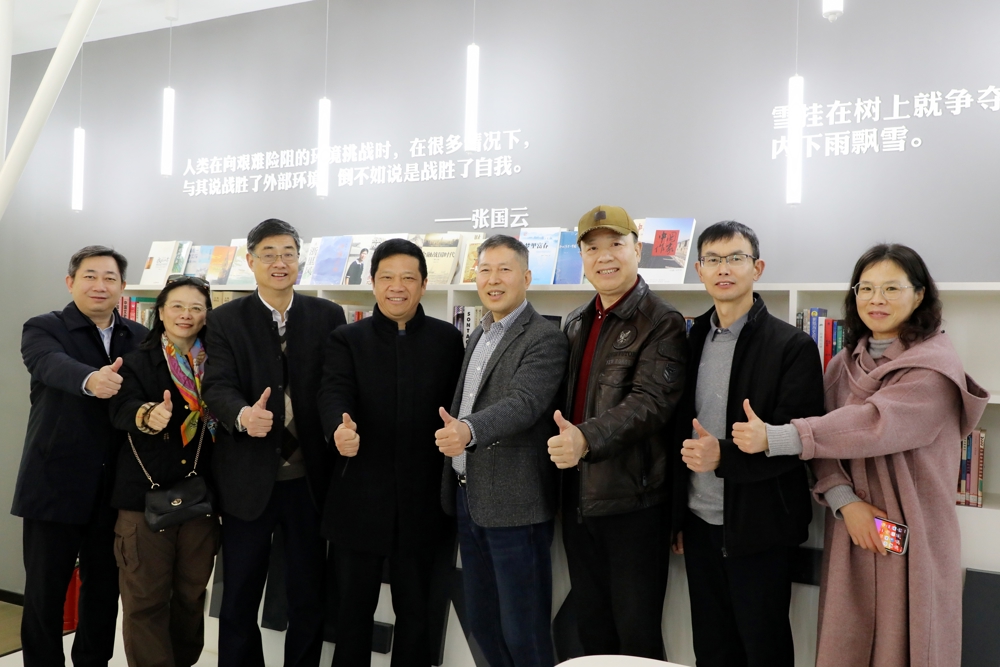 f287d6f768b4478184db85bef9d3bfee.jpg f287d6f768b4478184db85bef9d3bfee.jpg