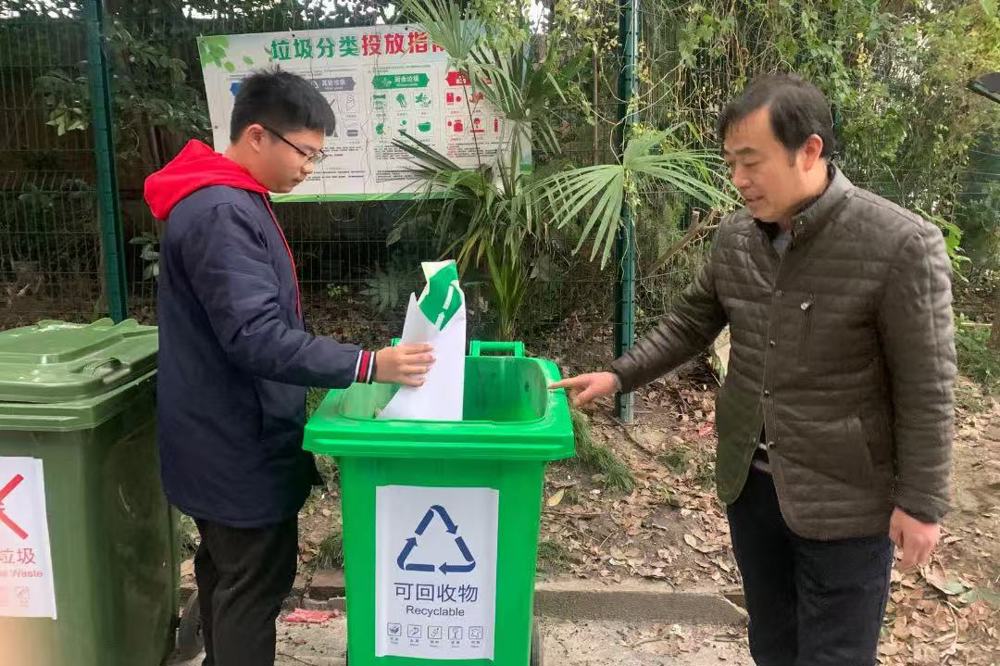 35d3d5bc3f6c4a58af448aadc797a1d7.jpg 35d3d5bc3f6c4a58af448aadc797a1d7.jpg