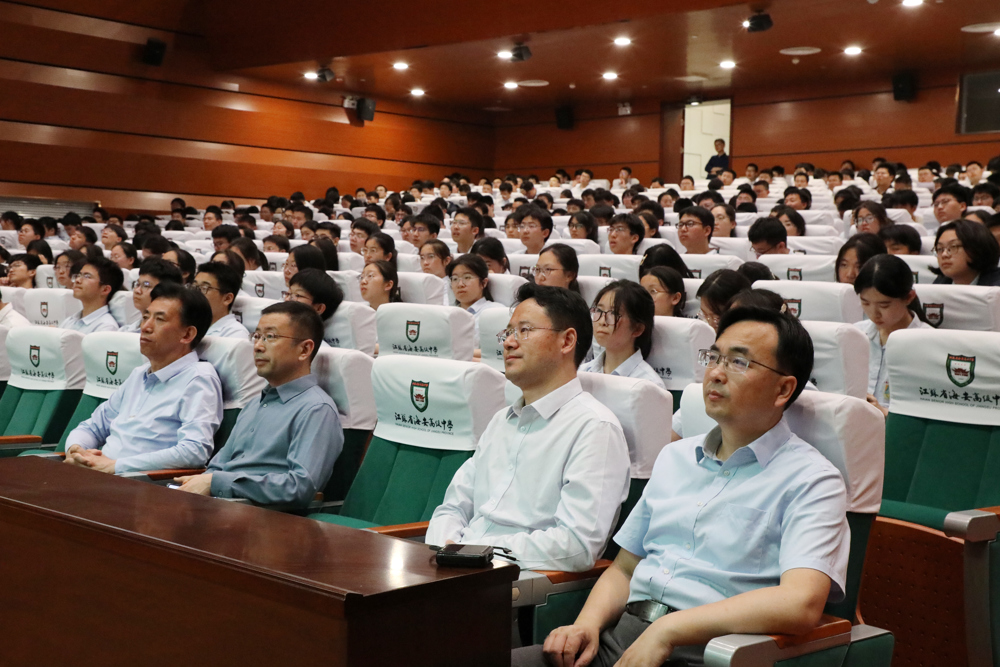 fef24c25d9c746c2bd6530ad4fcbe13c.jpg fef24c25d9c746c2bd6530ad4fcbe13c.jpg