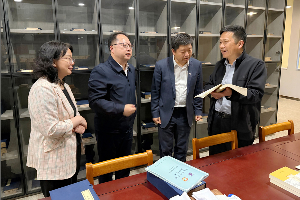 0d8a0fec2167492a8ade0a8f7e40e93c.jpg 0d8a0fec2167492a8ade0a8f7e40e93c.jpg