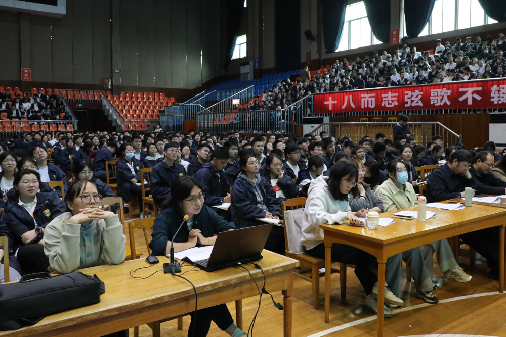 4d820a4ee6ea47e5b35bf73ec9198e4f.jpg 4d820a4ee6ea47e5b35bf73ec9198e4f.jpg