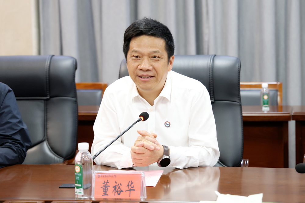 ac8c4369d0ed412d9052fd077fd5373b.jpg ac8c4369d0ed412d9052fd077fd5373b.jpg