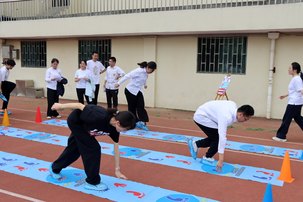 154bf0301f354ed5bede0093db4b7c49.jpg 154bf0301f354ed5bede0093db4b7c49.jpg