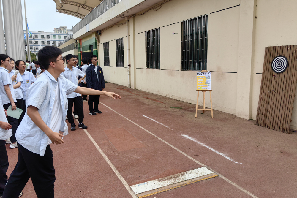 70b91f72a16b4a8a80245a616bcd2e96.jpg 70b91f72a16b4a8a80245a616bcd2e96.jpg