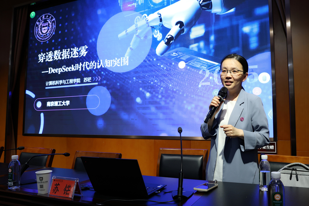 4b99d7916c7c4e65a7f55f04749aa21d.jpg 4b99d7916c7c4e65a7f55f04749aa21d.jpg