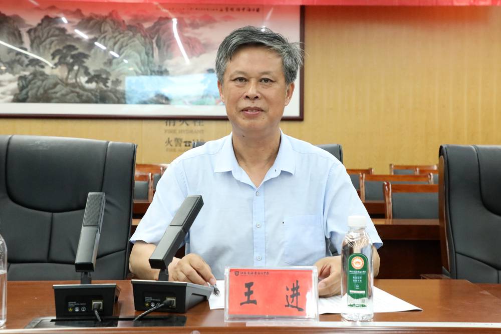 82f04766f0b94727bf64b326ce6e8eb7.jpg 82f04766f0b94727bf64b326ce6e8eb7.jpg