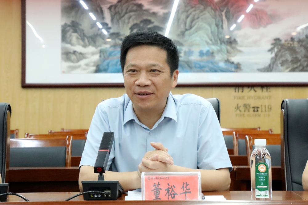 abfc2b643aaa4d11a224460aace3851c.jpg abfc2b643aaa4d11a224460aace3851c.jpg