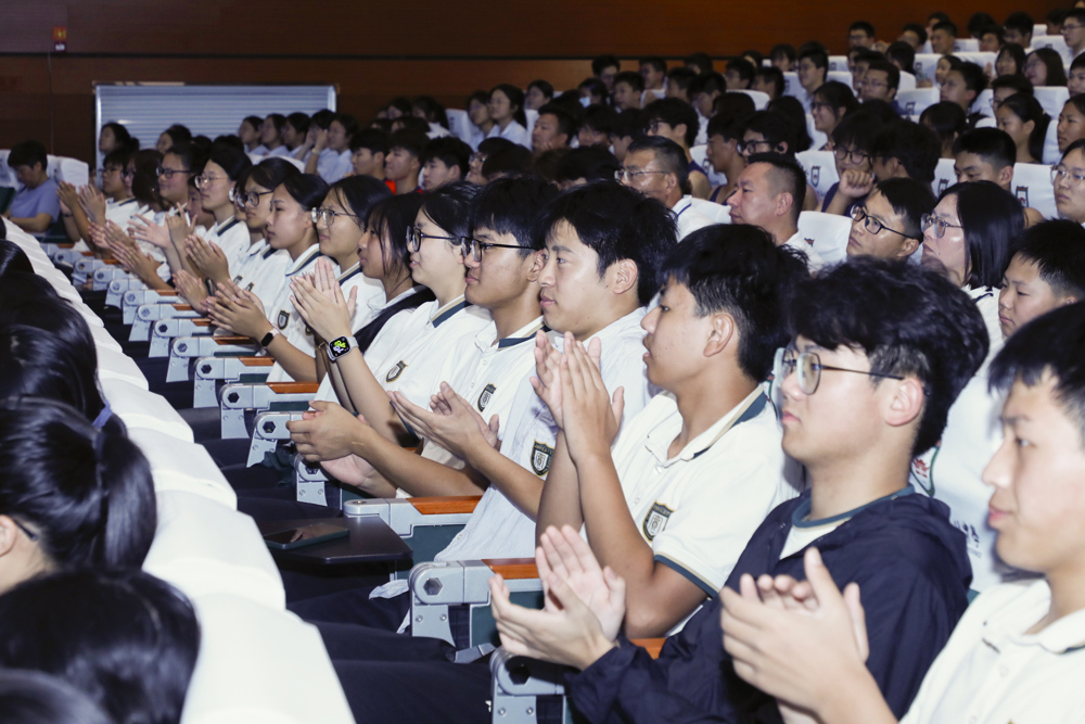 3cd6d275874346f989f01218e32b070a.jpg 3cd6d275874346f989f01218e32b070a.jpg