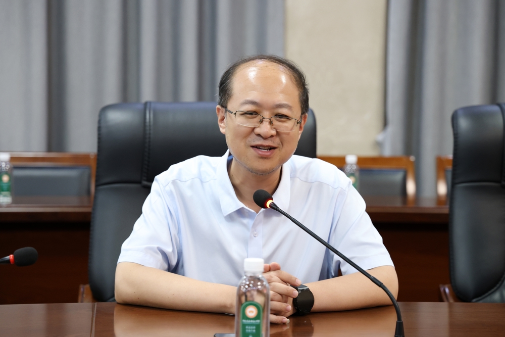 b521502afbfa4567a2ad7a399c54b856.jpg b521502afbfa4567a2ad7a399c54b856.jpg