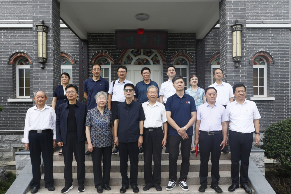 54ac69e3792243289fe42617e46ea43a.jpg 54ac69e3792243289fe42617e46ea43a.jpg