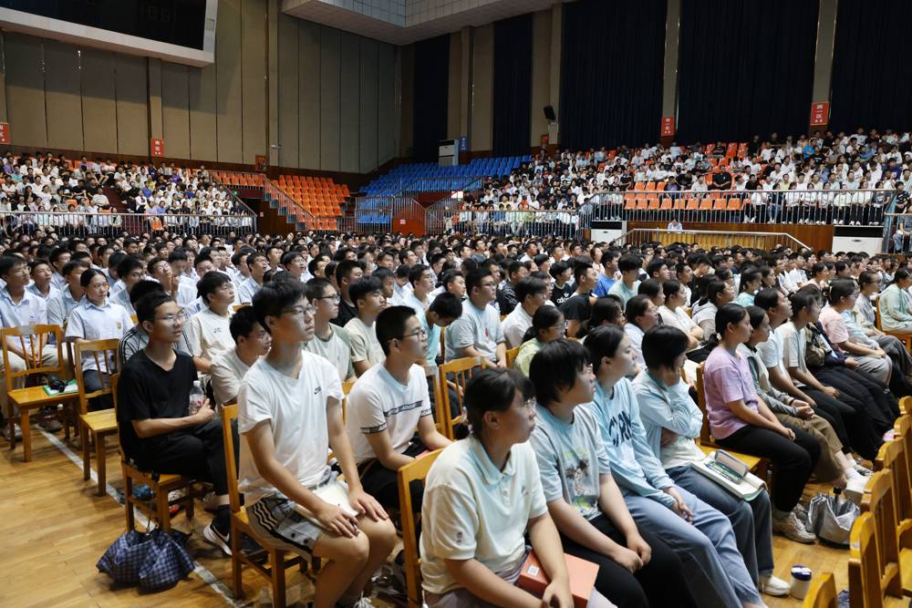 5421f71ec0954da690ed26e8b102ba69.jpg 5421f71ec0954da690ed26e8b102ba69.jpg