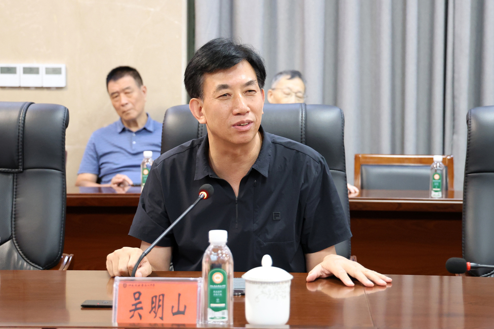 95ba3482a9c743ab82be358535c12785.jpg 95ba3482a9c743ab82be358535c12785.jpg