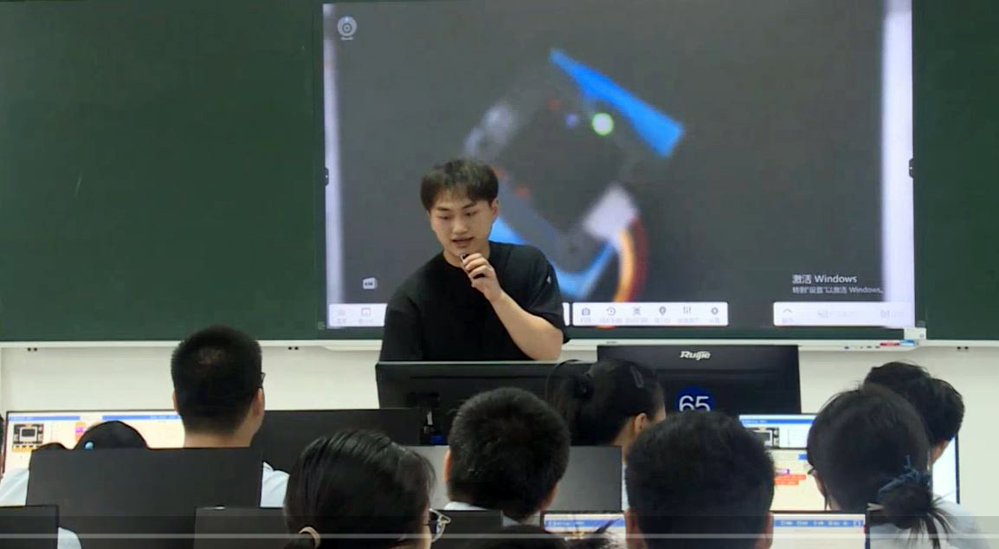 43a9221b566c410e971e5d00c29b3d92.jpg 43a9221b566c410e971e5d00c29b3d92.jpg